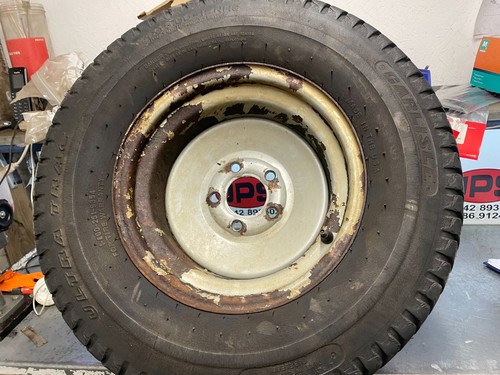 Rear stud wheel tyre - 5,